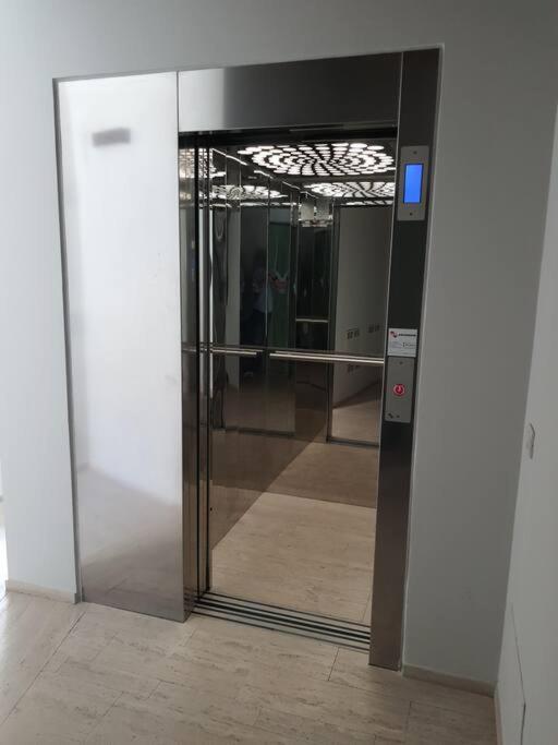 La Finestra Sul Porto Apartment Анкона Экстерьер фото